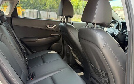 Hyundai Kona I, 2018 год, 1 700 000 рублей, 16 фотография