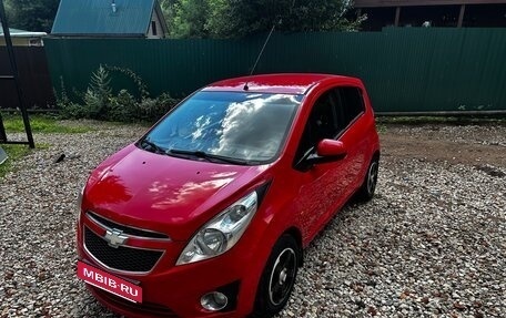 Chevrolet Spark III, 2011 год, 550 000 рублей, 2 фотография