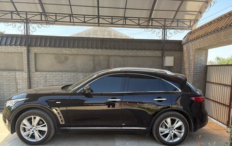 Infiniti QX70, 2016 год, 1 500 000 рублей, 2 фотография