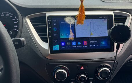 Hyundai Solaris II рестайлинг, 2021 год, 1 500 000 рублей, 9 фотография