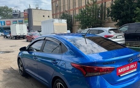 Hyundai Solaris II рестайлинг, 2021 год, 1 500 000 рублей, 4 фотография