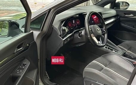 Volkswagen Golf VIII, 2022 год, 1 980 000 рублей, 7 фотография