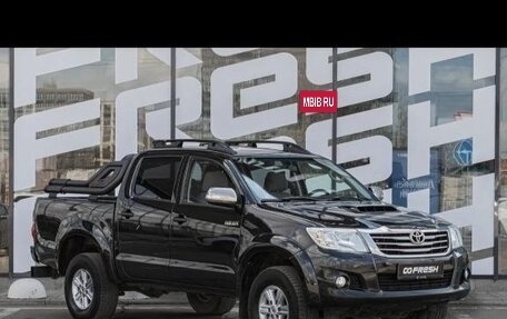 Toyota Hilux VII, 2013 год, 2 000 000 рублей, 3 фотография