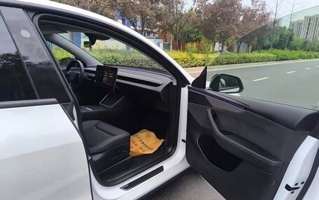 Tesla Model Y I, 2025 год, 6 735 000 рублей, 14 фотография