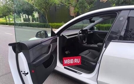 Tesla Model Y I, 2025 год, 6 735 000 рублей, 8 фотография