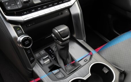 Toyota Land Cruiser, 2023 год, 12 600 000 рублей, 27 фотография