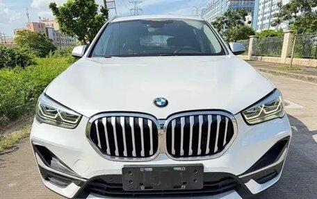 BMW X1, 2022 год, 1 800 000 рублей, 2 фотография