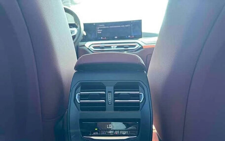 BMW 3 серия, 2023 год, 3 280 000 рублей, 14 фотография