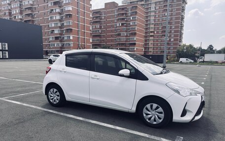 Toyota Vitz, 2019 год, 1 000 000 рублей, 2 фотография