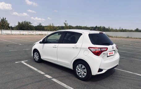 Toyota Vitz, 2019 год, 1 000 000 рублей, 7 фотография