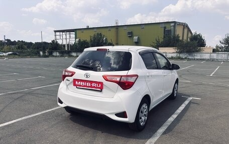Toyota Vitz, 2019 год, 1 000 000 рублей, 5 фотография