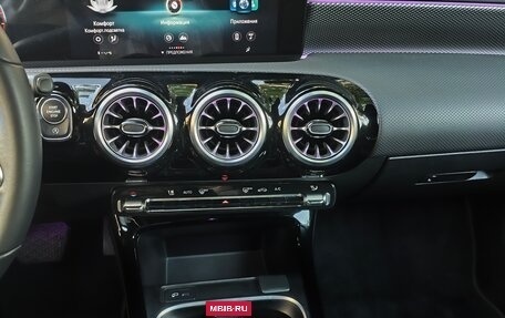 Mercedes-Benz A-Класс, 2022 год, 3 450 000 рублей, 12 фотография