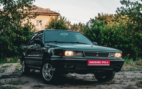 Mitsubishi Galant VIII, 1990 год, 249 000 рублей, 1 фотография