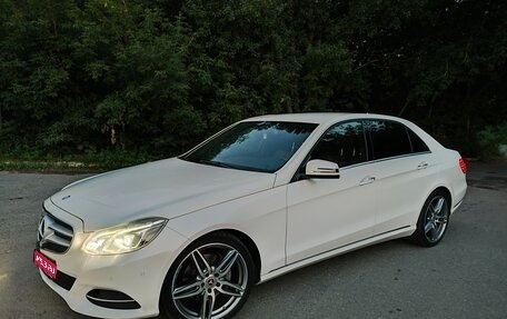 Mercedes-Benz E-Класс, 2013 год, 2 600 000 рублей, 1 фотография