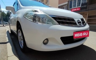 Nissan Tiida, 2011 год, 950 000 рублей, 1 фотография