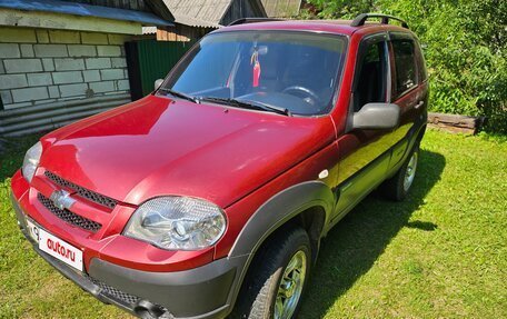 Chevrolet Niva I рестайлинг, 2010 год, 430 000 рублей, 4 фотография