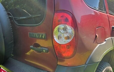 Chevrolet Niva I рестайлинг, 2010 год, 430 000 рублей, 2 фотография
