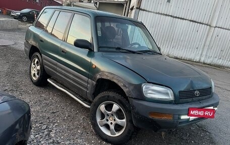 Toyota RAV4, 1995 год, 146 000 рублей, 2 фотография