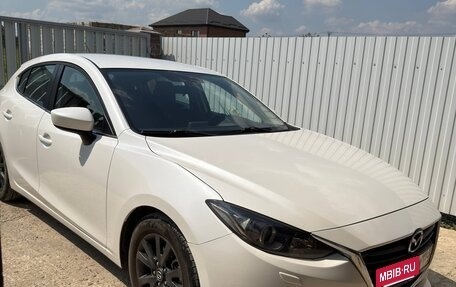 Mazda 3, 2014 год, 1 250 000 рублей, 2 фотография