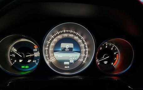 Mercedes-Benz E-Класс, 2013 год, 2 600 000 рублей, 14 фотография