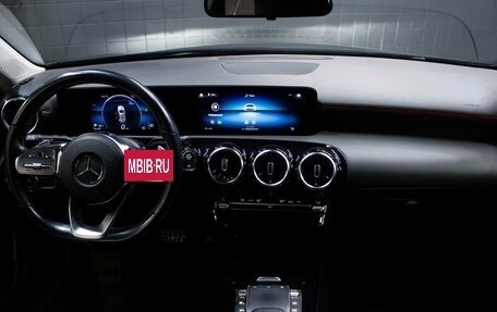 Mercedes-Benz A-Класс, 2021 год, 2 119 000 рублей, 10 фотография