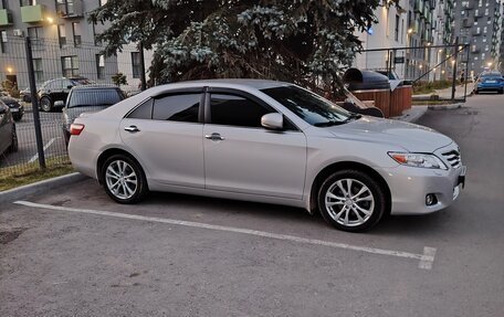 Toyota Camry, 2011 год, 1 370 000 рублей, 3 фотография