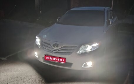 Toyota Camry, 2011 год, 1 370 000 рублей, 4 фотография