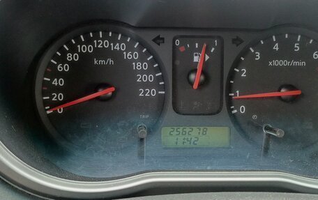 Nissan Note II рестайлинг, 2007 год, 530 000 рублей, 34 фотография
