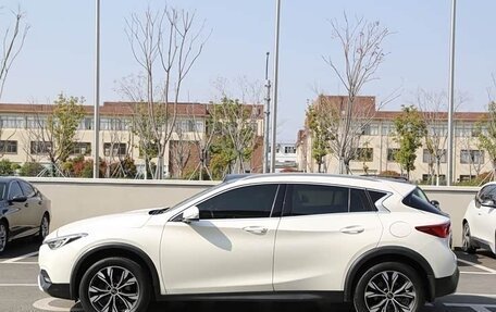 Infiniti QX30, 2018 год, 1 565 000 рублей, 4 фотография