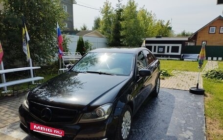 Mercedes-Benz C-Класс, 2011 год, 1 050 000 рублей, 4 фотография