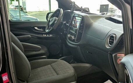 Mercedes-Benz Vito, 2017 год, 5 699 000 рублей, 21 фотография