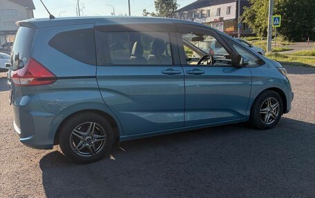 Honda Freed II, 2017 год, 1 600 000 рублей, 7 фотография