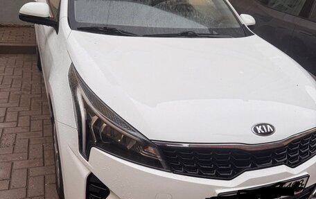 KIA Rio IV, 2020 год, 1 450 000 рублей, 2 фотография