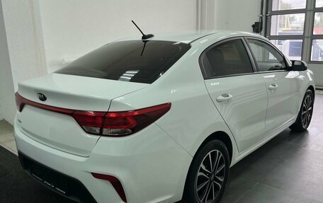 KIA Rio IV, 2018 год, 1 249 000 рублей, 4 фотография