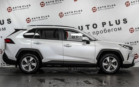 Toyota RAV4, 2019 год, 2 799 000 рублей, 5 фотография