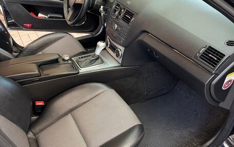 Mercedes-Benz C-Класс, 2008 год, 1 500 000 рублей, 11 фотография