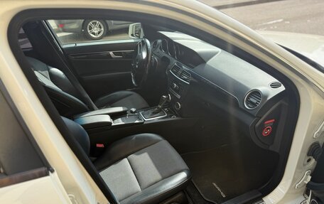 Mercedes-Benz C-Класс, 2012 год, 1 200 000 рублей, 8 фотография