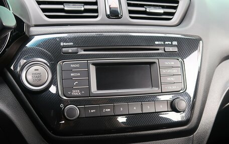 KIA Rio III рестайлинг, 2015 год, 895 000 рублей, 19 фотография