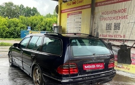 Mercedes-Benz E-Класс, 2001 год, 730 000 рублей, 3 фотография