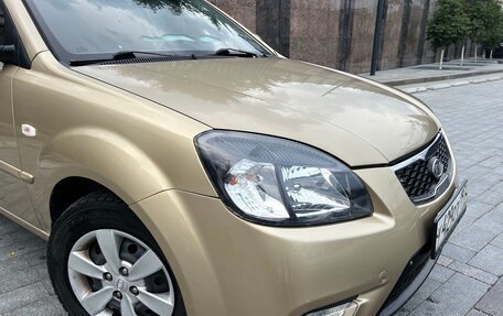 KIA Rio II, 2011 год, 800 000 рублей, 8 фотография