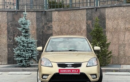 KIA Rio II, 2011 год, 800 000 рублей, 3 фотография