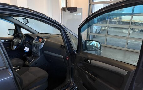 Opel Zafira B, 2009 год, 510 600 рублей, 26 фотография