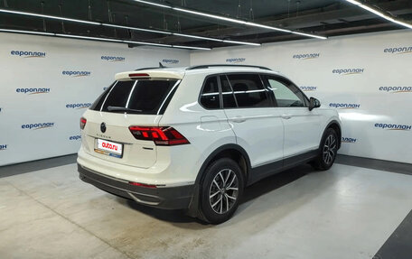Volkswagen Tiguan II, 2022 год, 3 450 000 рублей, 3 фотография
