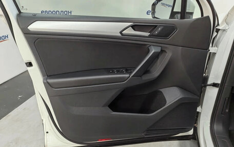 Volkswagen Tiguan II, 2022 год, 3 450 000 рублей, 9 фотография