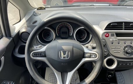 Honda Jazz II рестайлинг, 2009 год, 548 000 рублей, 14 фотография