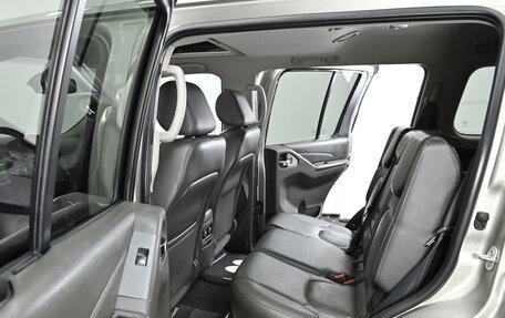 Nissan Pathfinder, 2011 год, 1 235 000 рублей, 13 фотография