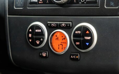 Nissan Tiida, 2011 год, 838 000 рублей, 30 фотография