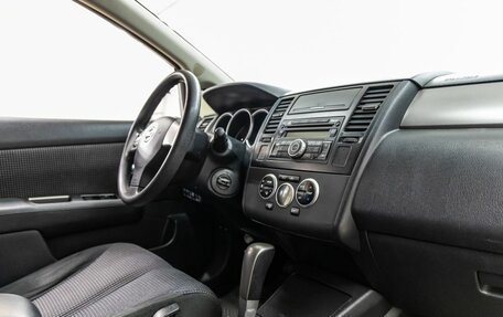 Nissan Tiida, 2011 год, 838 000 рублей, 32 фотография