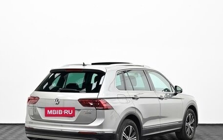 Volkswagen Tiguan II, 2016 год, 1 845 000 рублей, 2 фотография