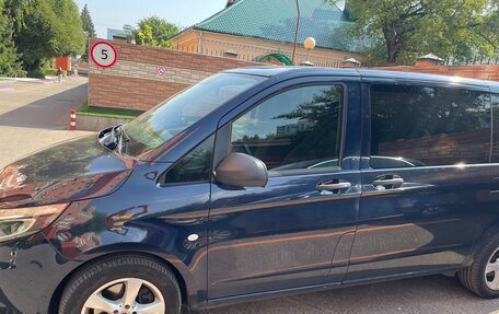 Mercedes-Benz Vito, 2020 год, 5 000 000 рублей, 4 фотография